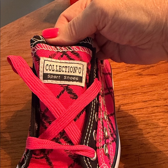 Collection O Kids Pink Plaid Low-Top Sneakers - Picture 6 of 8